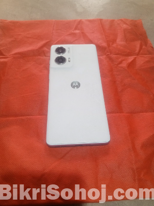 Motorola 50 fusion